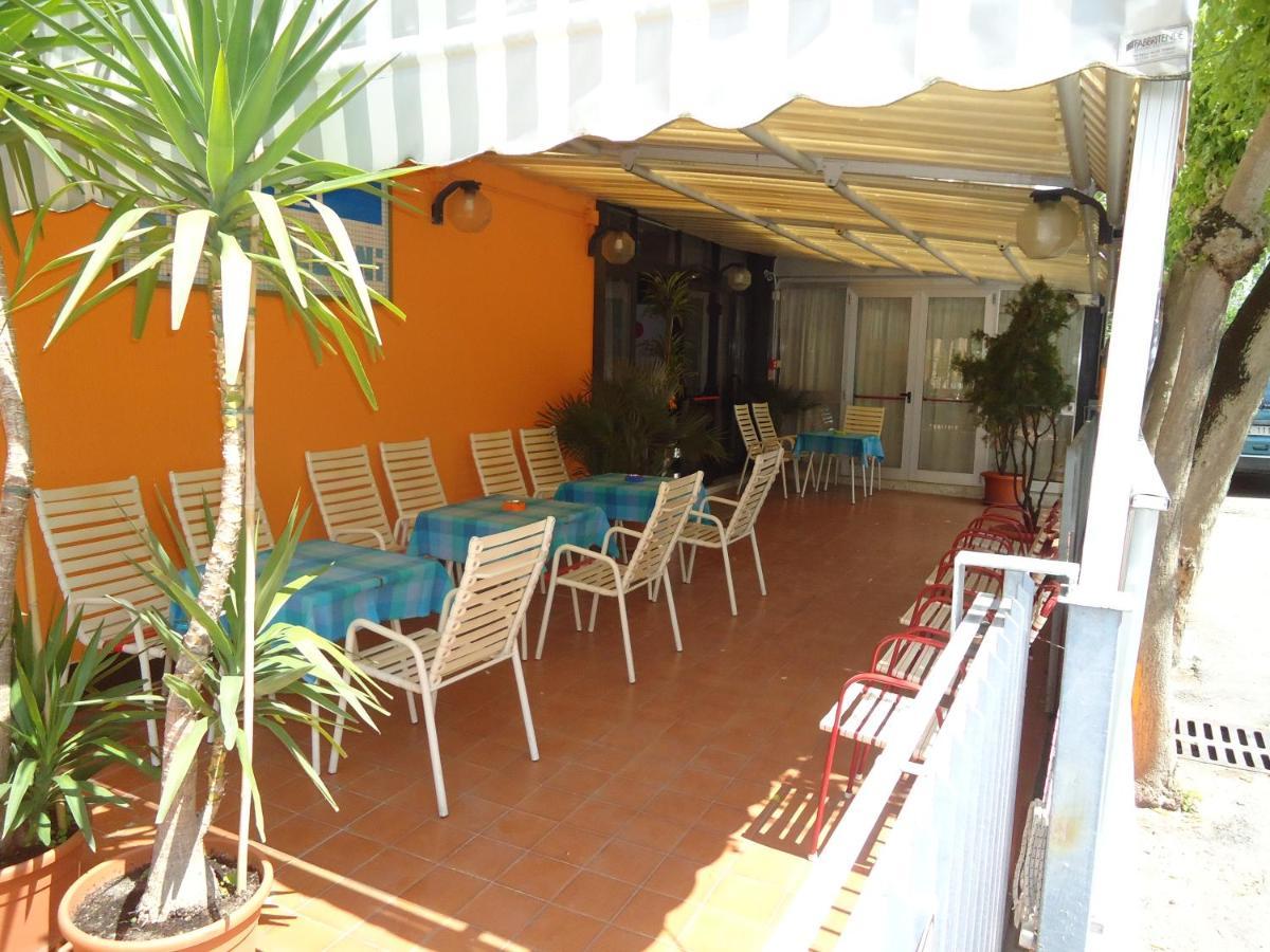 Hotel Castellani Rimini Exteriér fotografie